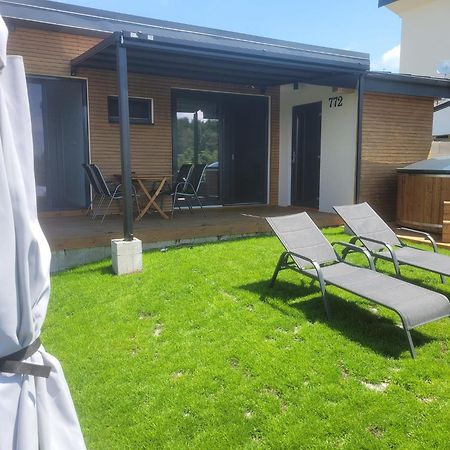 Apartman Cassovia Holcikovce Eksteriør bilde